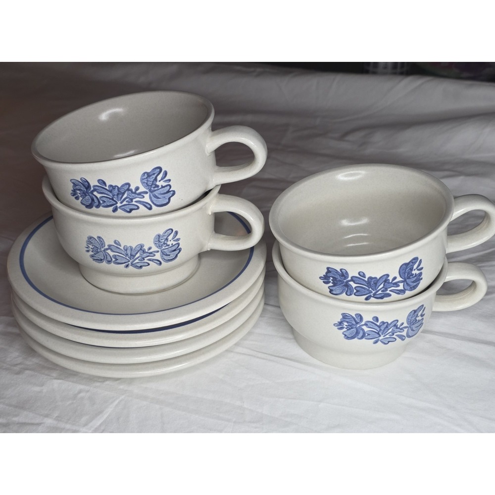 Pfaltzgraff Yorktowne Vintage Coffee Mug and Saucer Set 8pc Blue Floral 7-1 USA